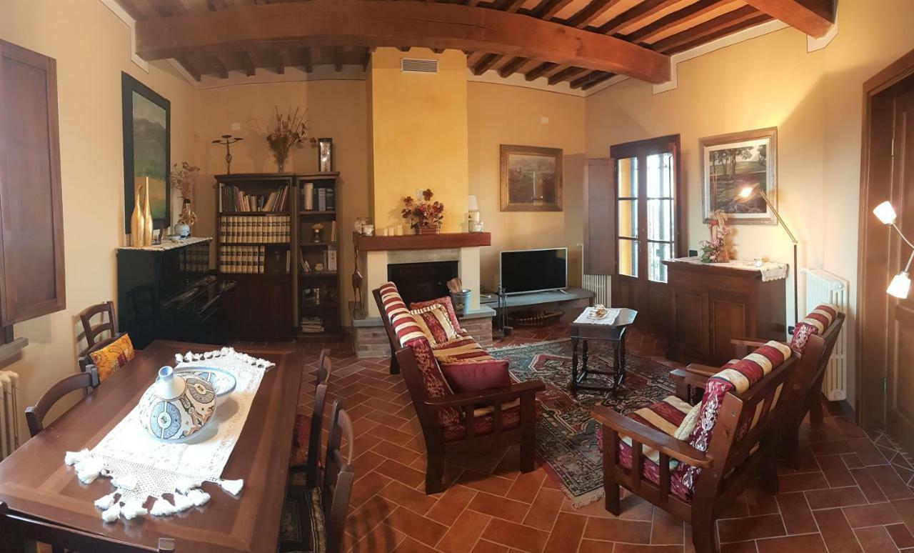 Villa In Campagna Costa Al Bagno 蒙托伯里茵瓦亚 外观 照片