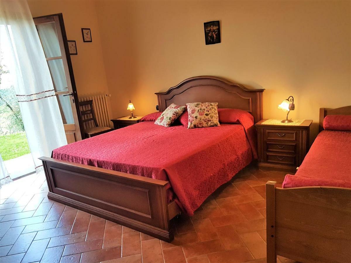 Villa In Campagna Costa Al Bagno 蒙托伯里茵瓦亚 外观 照片