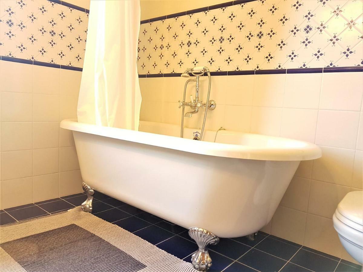 Villa In Campagna Costa Al Bagno 蒙托伯里茵瓦亚 外观 照片